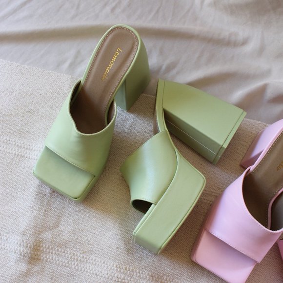 🚨LAST ONE// light Green chunky mule platform - Picture 11 of 12